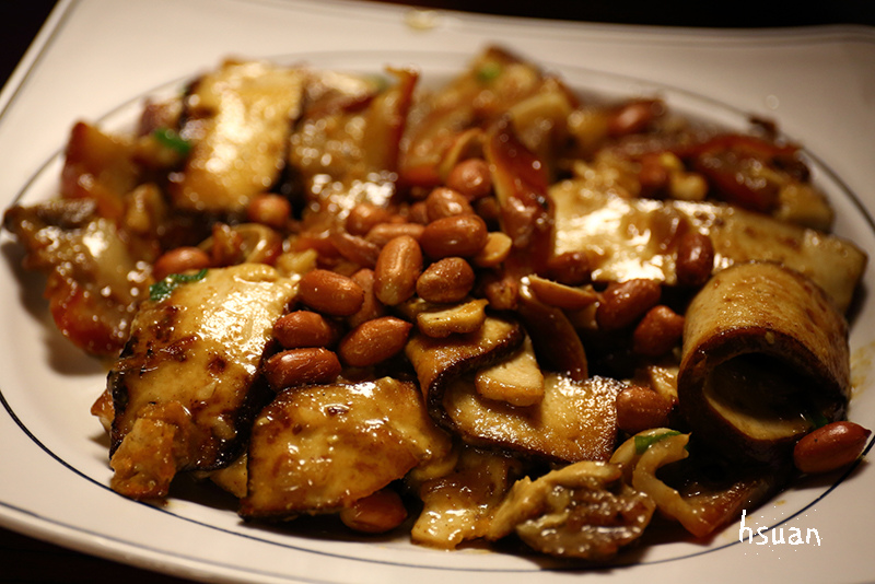 台北大安。七十二牛肉麵