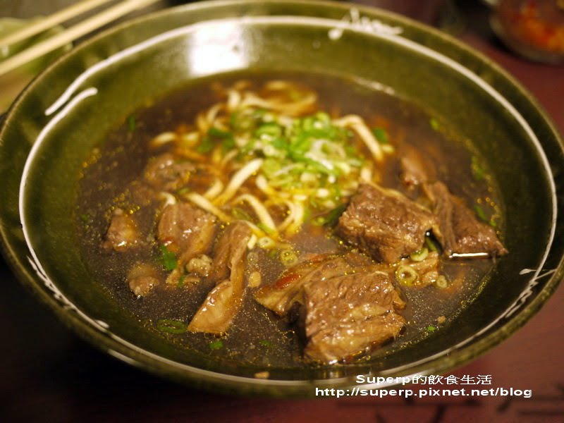 [小店食記]台北的七十二牛肉麵之慢熬72小時的好湯頭