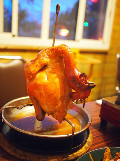 好雞婆土雞城：【食記】【景點】南投好雞婆土雞城&聚彩園休閒山莊@仁愛清境農場 : 與鳳凰共眠~清境山城兩天一夜小旅行! 擺夷料理好吃耶^^