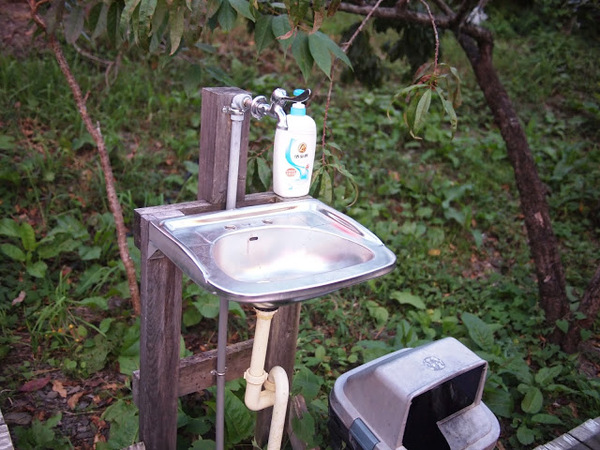 好雞婆土雞城：【食記】【景點】南投好雞婆土雞城&聚彩園休閒山莊@仁愛清境農場 : 與鳳凰共眠~清境山城兩天一夜小旅行! 擺夷料理好吃耶^^