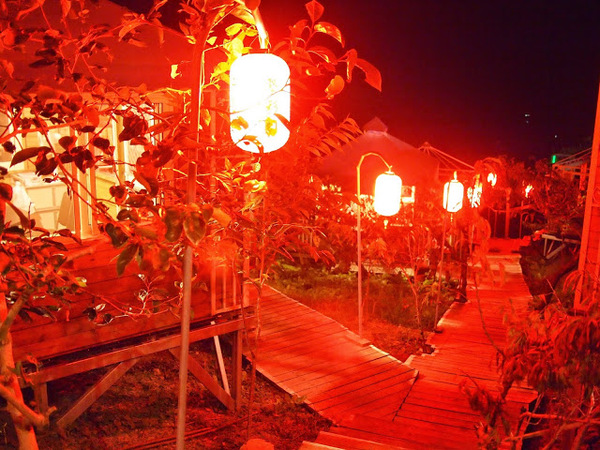 好雞婆土雞城：【食記】【景點】南投好雞婆土雞城&聚彩園休閒山莊@仁愛清境農場 : 與鳳凰共眠~清境山城兩天一夜小旅行! 擺夷料理好吃耶^^