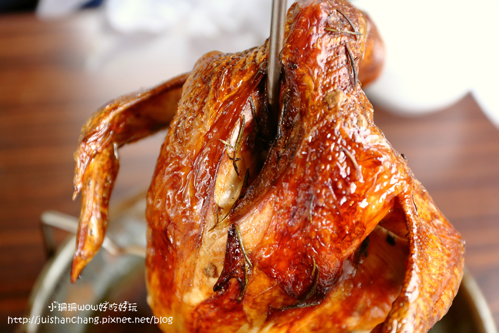 【食║南投】清境好雞婆土雞城~清境美食。蒙古包造型包廂裡吃雲南擺夷料理