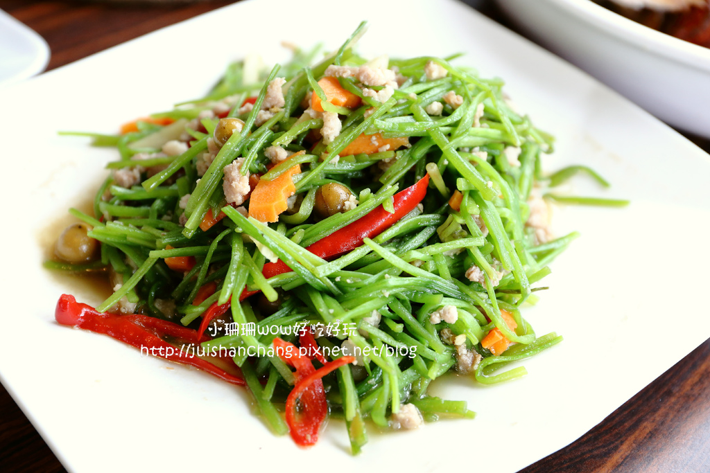 【食║南投】清境好雞婆土雞城~清境美食。蒙古包造型包廂裡吃雲南擺夷料理
