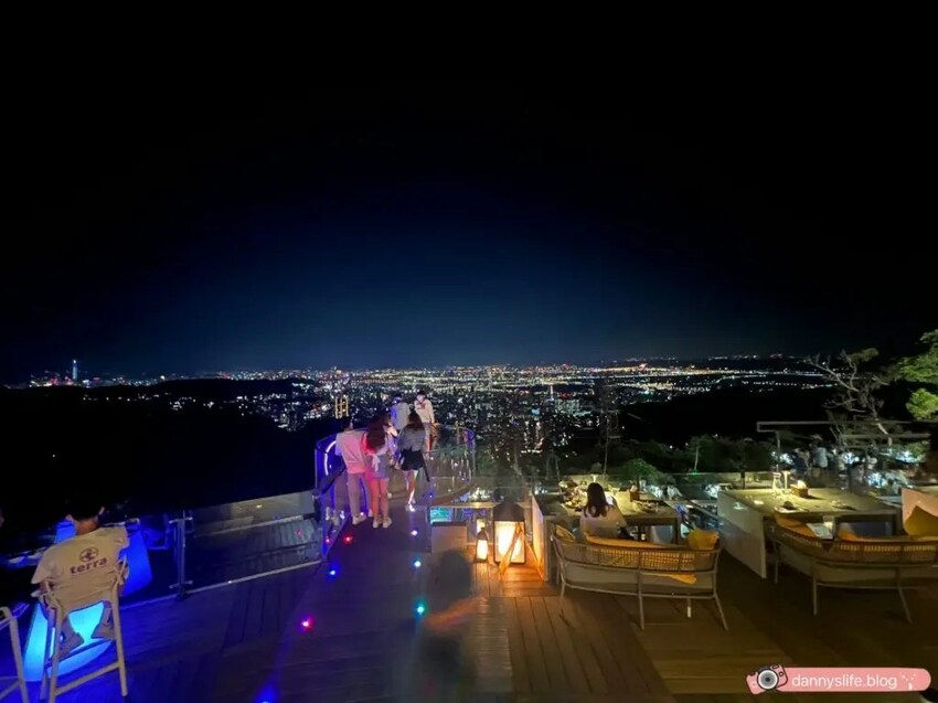 同時享受美食、美酒與美景!陽明山必訪餐廳,一覽無遺的台北夜景,超適合打卡拍照!丹尼的吃喝玩樂 dannyslife.blog