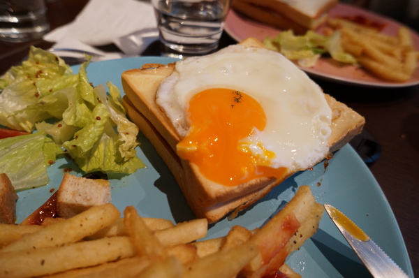 Läbu Café：Läbu Café♥ 早午餐 ♥ 下午茶 ♥永康商圈