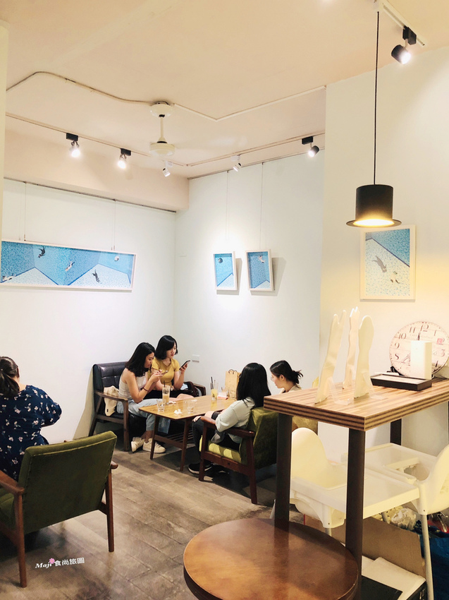 /tmp/phpX12h6f /tmp/phpX12h6f