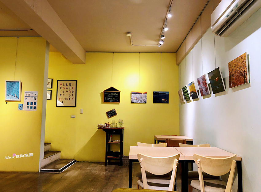 /tmp/phpQ3vG6s /tmp/phpQ3vG6s