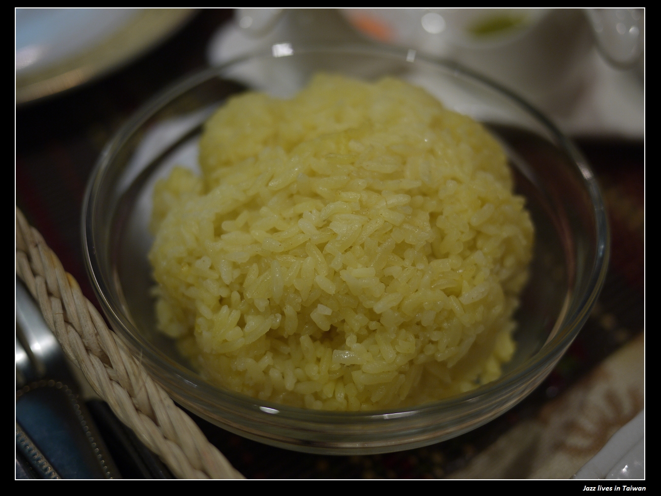 [印渡風情]烤餅沾印度咖哩醬超對味的啦!!! 來到了印度人的美食世界!!!