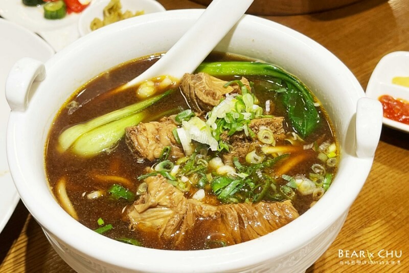 台北士林美食推薦｜故宮晶華單點菜色・烤鴨三吃與港式飲茶點心（文內有故宮晶華單點菜單）