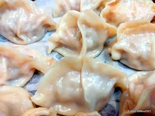 「福大山東蒸餃大王」(Steam dumpling & noodle shop), Taipei, Taiwan, SJKen, Nov 9, 2021.