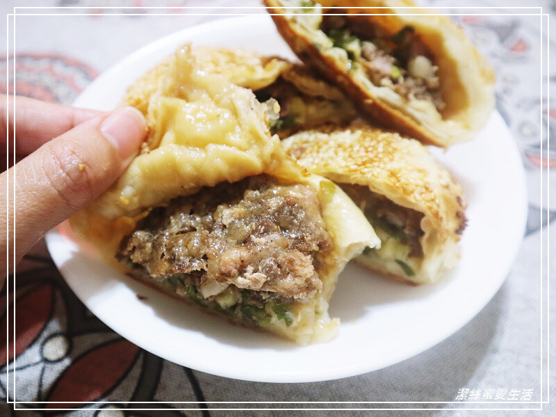 龍門胡椒餅-新北三重/酥香美味總是在排隊~在地人氣炭烤胡椒餅