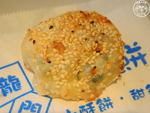 龍門碳烤胡椒餅:呷飽祙【新北三重・龍門胡椒餅】三重在地排隊小點心 龍門碳烤胡椒餅:呷飽祙【新北三重・龍門胡椒餅】三重在地排隊小點心