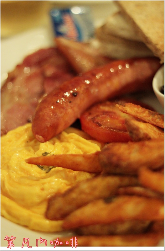 ＊大口吃肉早午餐－第凡內咖啡(更名旅人咖啡)