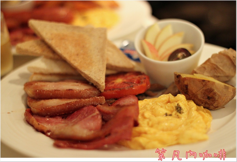 ＊大口吃肉早午餐－第凡內咖啡(更名旅人咖啡)