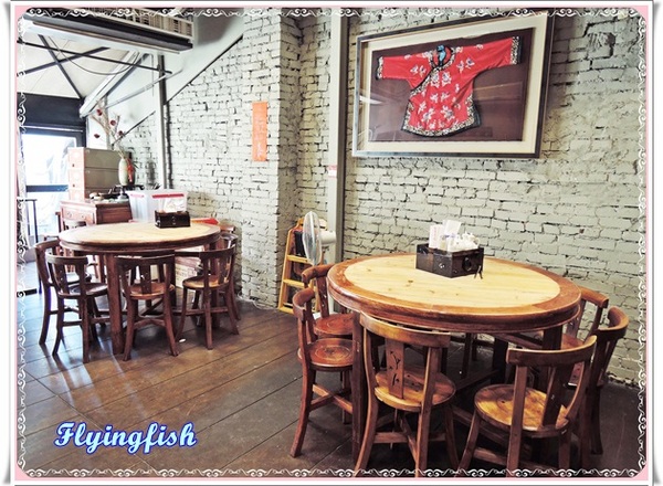 采岳軒 重慶抄手麵食(信義店)：✜ 大安森林公園旁,人氣搶搶滾滴平價美味－「重慶抄手麵食」