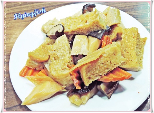 采岳軒 重慶抄手麵食(信義店)：✜ 大安森林公園旁,人氣搶搶滾滴平價美味－「重慶抄手麵食」