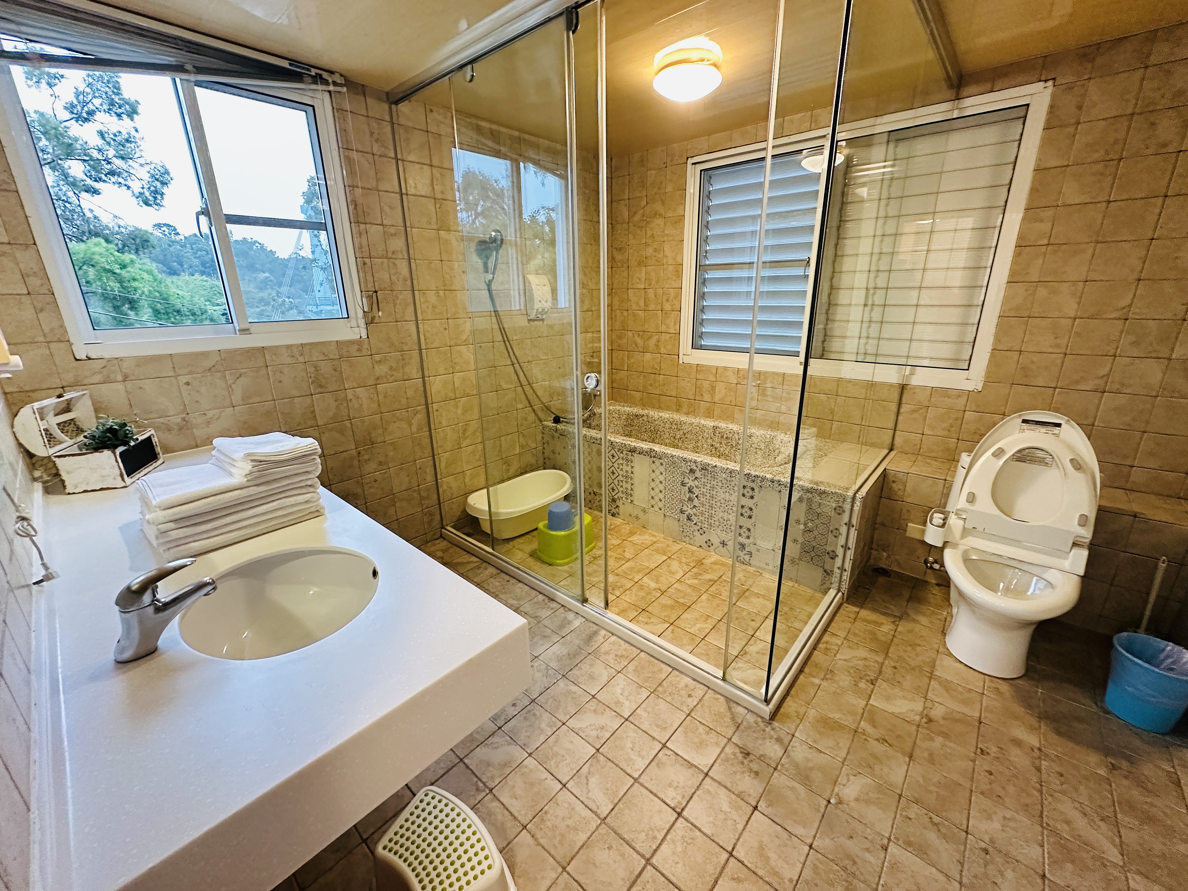 【香林薇拉】嘉義竹崎超人氣親子民宿｜入住「薇童年」房，開啟滿