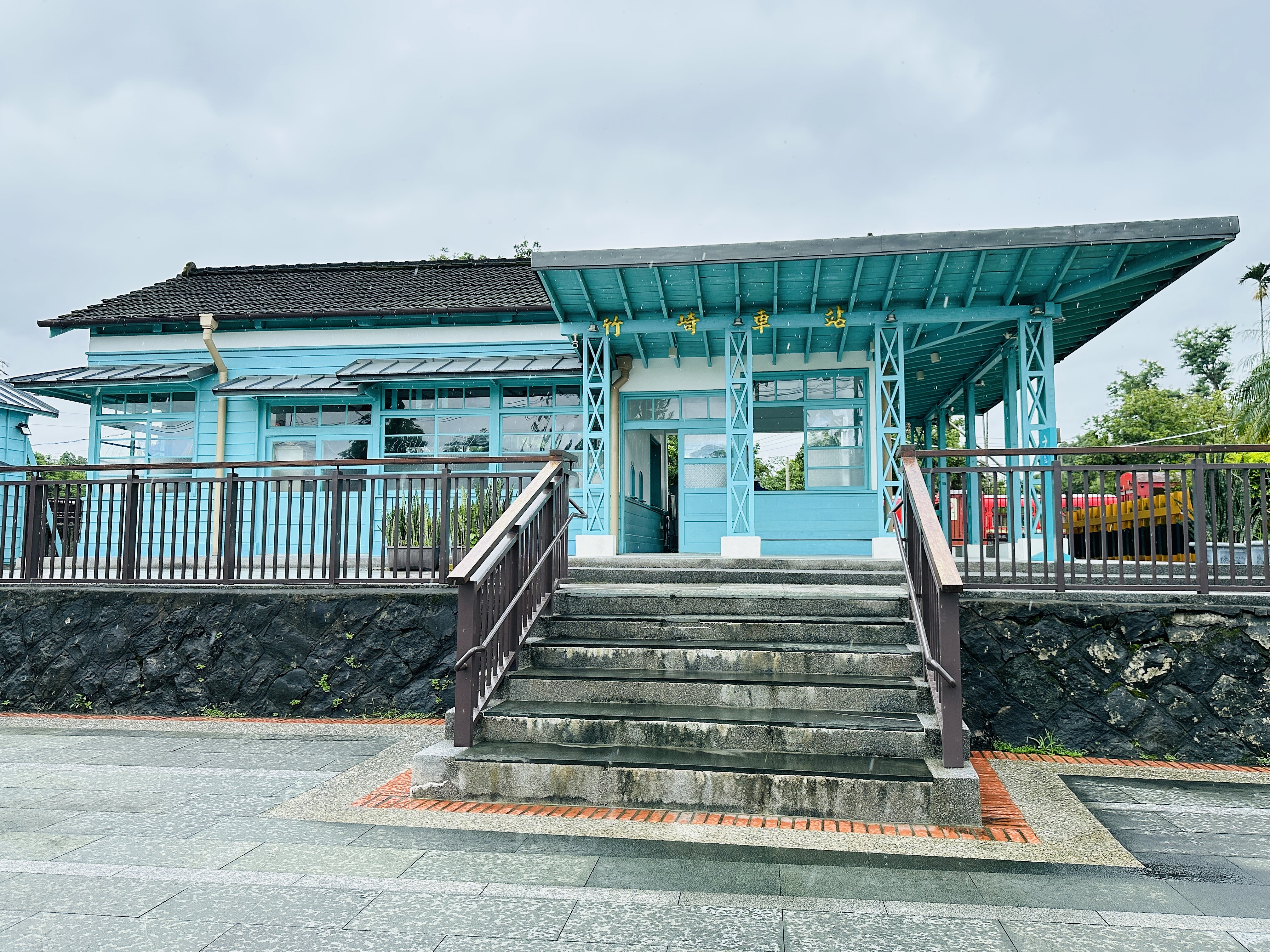 【香林薇拉】嘉義竹崎超人氣親子民宿｜入住「薇童年」房，開啟滿