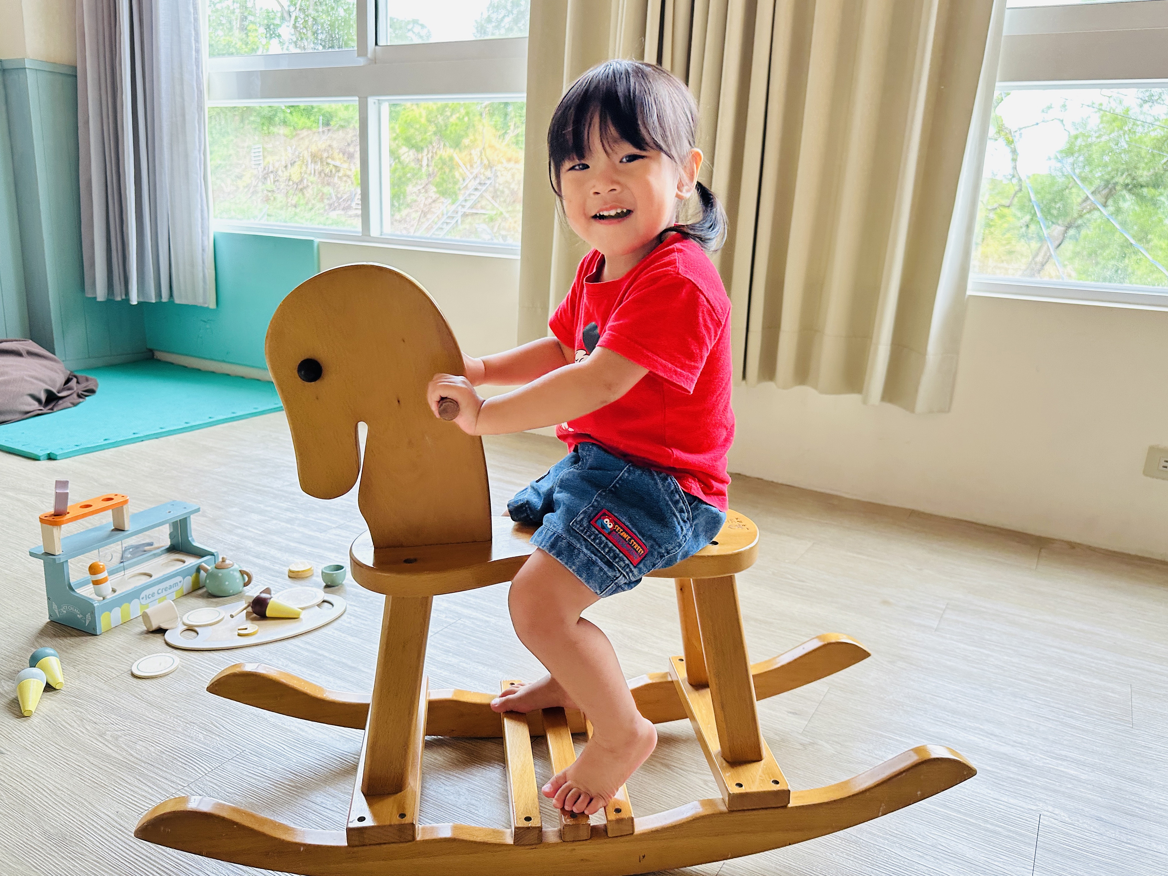 【香林薇拉】嘉義竹崎超人氣親子民宿｜入住「薇童年」房，開啟滿