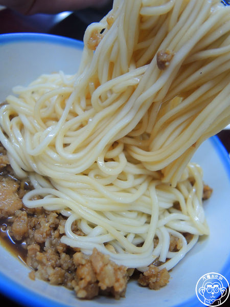 小茅屋：呷飽祙【台北大安･小茅屋】全台美味炒飯第三名