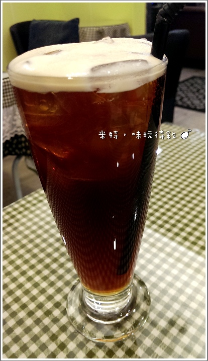 米特,味玩待敘部落格 © MEAT76|2013-07-20*新開幕*【東湖‧義大利麵下午茶】台北內湖|捷運葫洲站|K&K義麵坊|簡單小巧實在,就像回到家 (免費wifi)013.jpg 米特,味玩待敘部落格 © MEAT76|2013-07-20*新開幕*【東湖‧義大利麵下午茶】台北內湖|捷運葫洲站|K&K義麵坊|簡單小巧實在,就像回到家 (免費wifi)013.jpg