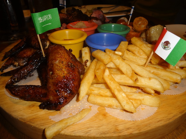 路德威手工啤酒餐廳：1021201[官本金文愛台灣口碑券第18彈]路德威手工啤酒餐廳當大俠大口吃肉與大口喝啤酒的好地方