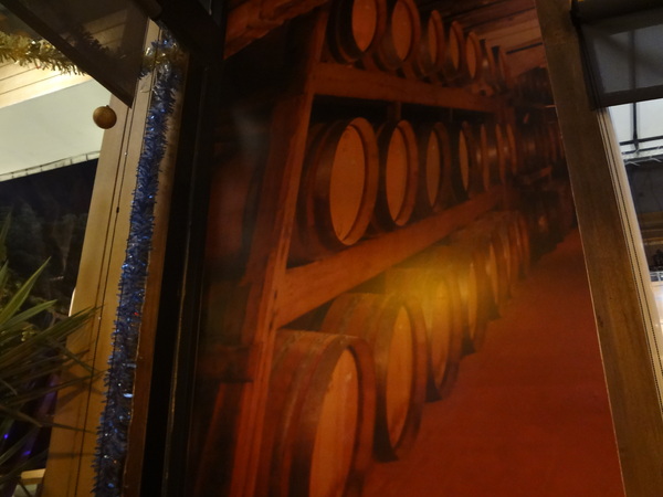 路德威手工啤酒餐廳：1021201[官本金文愛台灣口碑券第18彈]路德威手工啤酒餐廳當大俠大口吃肉與大口喝啤酒的好地方