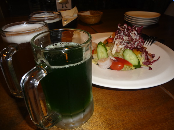 路德威手工啤酒餐廳：1021201[官本金文愛台灣口碑券第18彈]路德威手工啤酒餐廳當大俠大口吃肉與大口喝啤酒的好地方