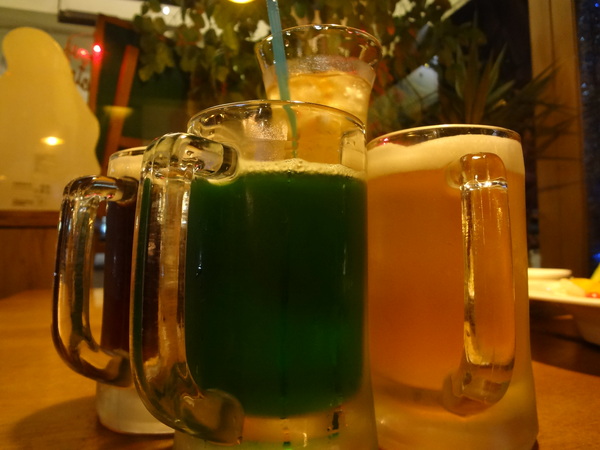 路德威手工啤酒餐廳：1021201[官本金文愛台灣口碑券第18彈]路德威手工啤酒餐廳當大俠大口吃肉與大口喝啤酒的好地方