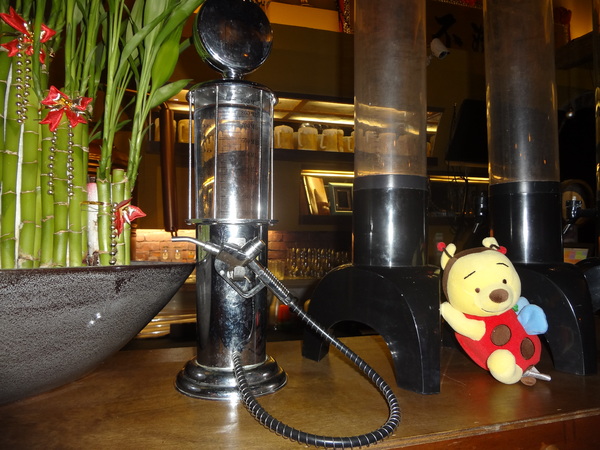 路德威手工啤酒餐廳：1021201[官本金文愛台灣口碑券第18彈]路德威手工啤酒餐廳當大俠大口吃肉與大口喝啤酒的好地方