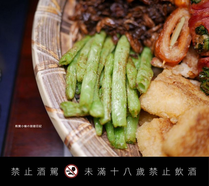 【新竹美食】大爺鹽酥雞食品店，新竹市區宵夜適合小酌好去處！多種特色炸物、香雞排、魷魚蛋、下酒菜，內文附詳細菜單價位介紹。 @熊寶小榆の旅遊日記