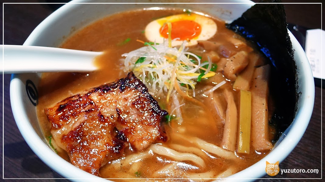 麵屋武藏 虎嘯店:豚骨魚介調和出的W Soup雙湯頭