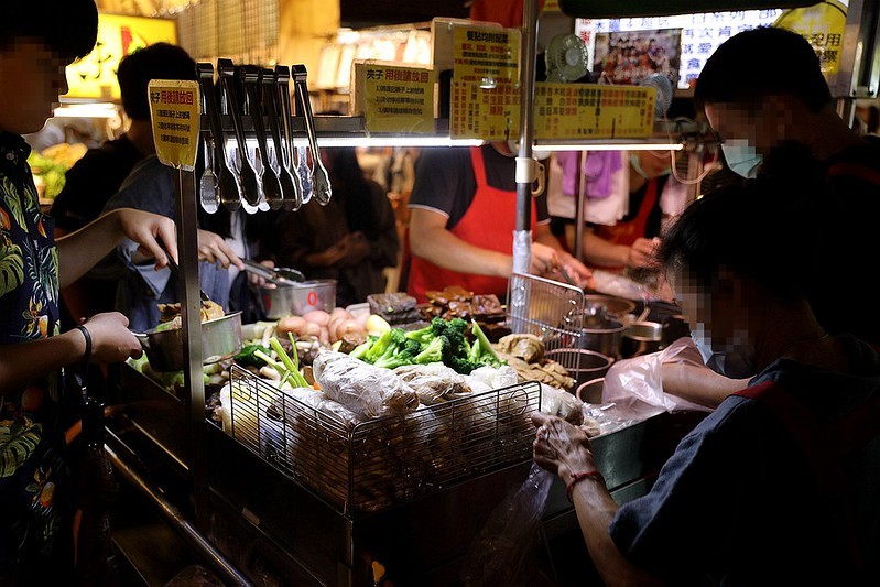 通化臨江街夜市紅花麻辣鹽水雞信義安和站01