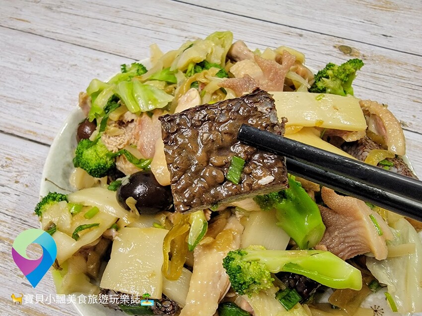 [食]台北 紅花麻辣鹽水雞 通化街必吃美食 炎炎夏日 來點冰涼清爽鹹水雞 餐餐好開胃 行動支付好方便 街口支付及LINE PAY付款都碼通