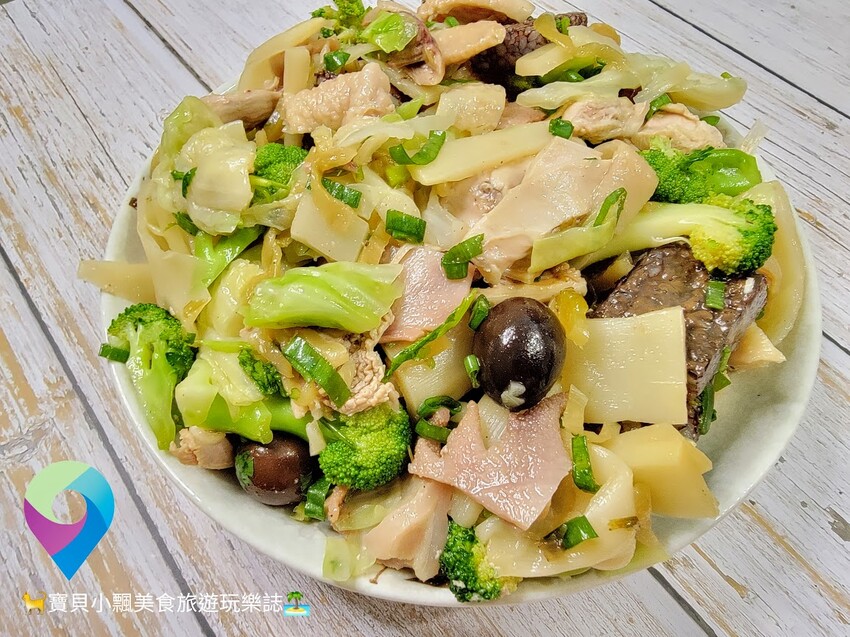 [食]台北 紅花麻辣鹽水雞 通化街必吃美食 炎炎夏日 來點冰涼清爽鹹水雞 餐餐好開胃 行動支付好方便 街口支付及LINE PAY付款都碼通