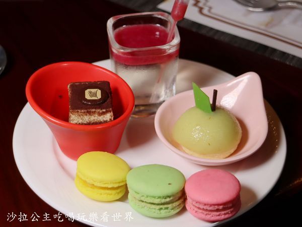 圓山大飯店(松鶴廳):士林吃到飽『圓山大飯店(松鶴廳)』Buffet/異國料理/啤酒無限供應/團體聚餐/捷運劍潭站