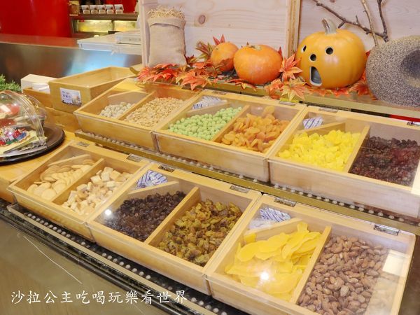 圓山大飯店(松鶴廳):士林吃到飽『圓山大飯店(松鶴廳)』Buffet/異國料理/啤酒無限供應/團體聚餐/捷運劍潭站