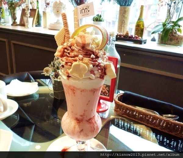 in% HAIR&CAFE：將髮廊和餐飲結合,有義大利麵和3D拉花--西門町美食In％Hair&Caf'e(西寧店)体驗心得