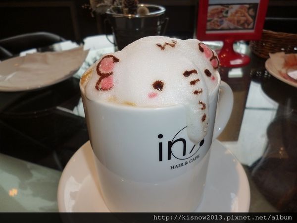 in% HAIR&CAFE：將髮廊和餐飲結合,有義大利麵和3D拉花--西門町美食In％Hair&Caf'e(西寧店)体驗心得