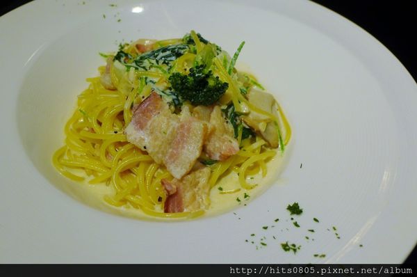 in% HAIR&CAFE:體驗-藝人超推.魅力無法擋的in% HAIR&CAFE!! in% HAIR&CAFE:體驗-藝人超推.魅力無法擋的in% HAIR&CAFE!!