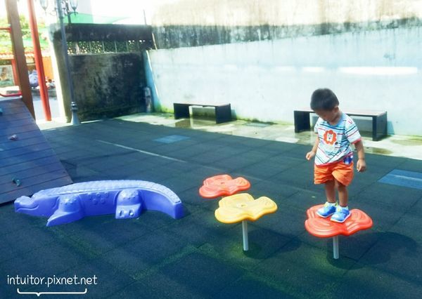 麻豆代天府兒童遊戲區1.jpg 麻豆代天府兒童遊戲區1.jpg