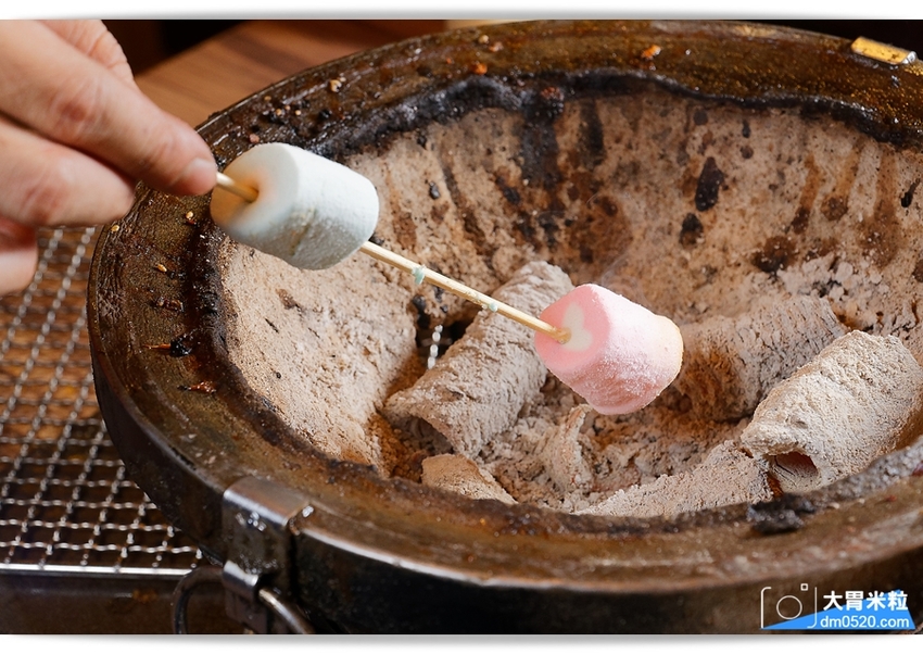 全新裝潢登場,田季發爺桃園中壢店,燒肉吃到飽469/569/699,美國霜降牛/鹽蔥牛舌/松阪豬/生蠔/薑母鴨火鍋/哈根達斯冰淇淋,通通無限吃到飽!桃園燒肉吃到飽推薦,中壢吃到飽推薦, - 大胃米粒