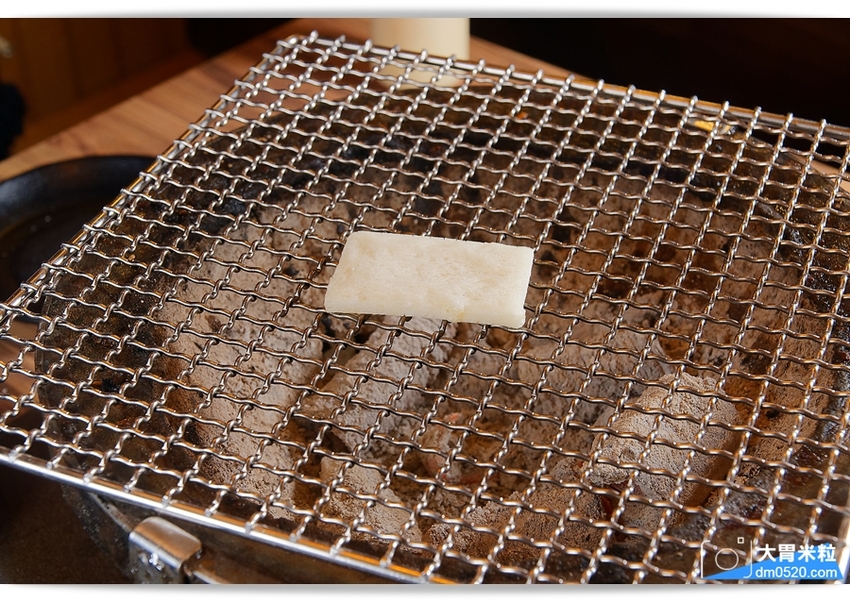 全新裝潢登場,田季發爺桃園中壢店,燒肉吃到飽469/569/699,美國霜降牛/鹽蔥牛舌/松阪豬/生蠔/薑母鴨火鍋/哈根達斯冰淇淋,通通無限吃到飽!桃園燒肉吃到飽推薦,中壢吃到飽推薦, - 大胃米粒