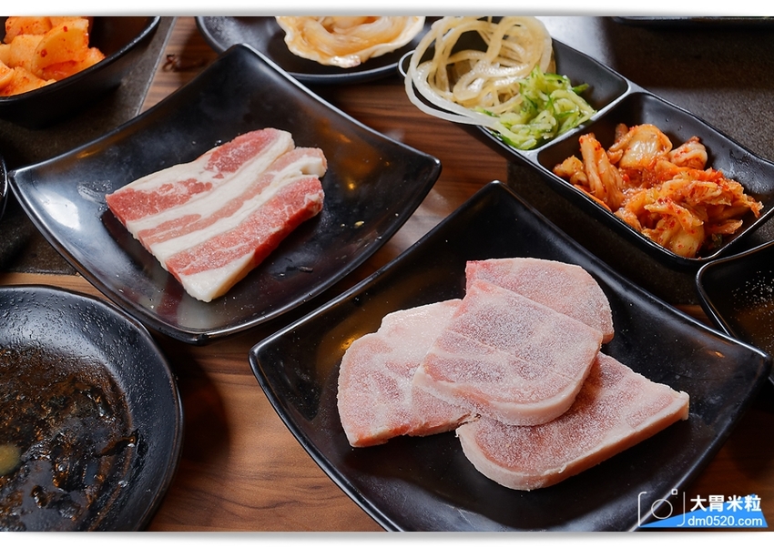 全新裝潢登場,田季發爺桃園中壢店,燒肉吃到飽469/569/699,美國霜降牛/鹽蔥牛舌/松阪豬/生蠔/薑母鴨火鍋/哈根達斯冰淇淋,通通無限吃到飽!桃園燒肉吃到飽推薦,中壢吃到飽推薦, - 大胃米粒