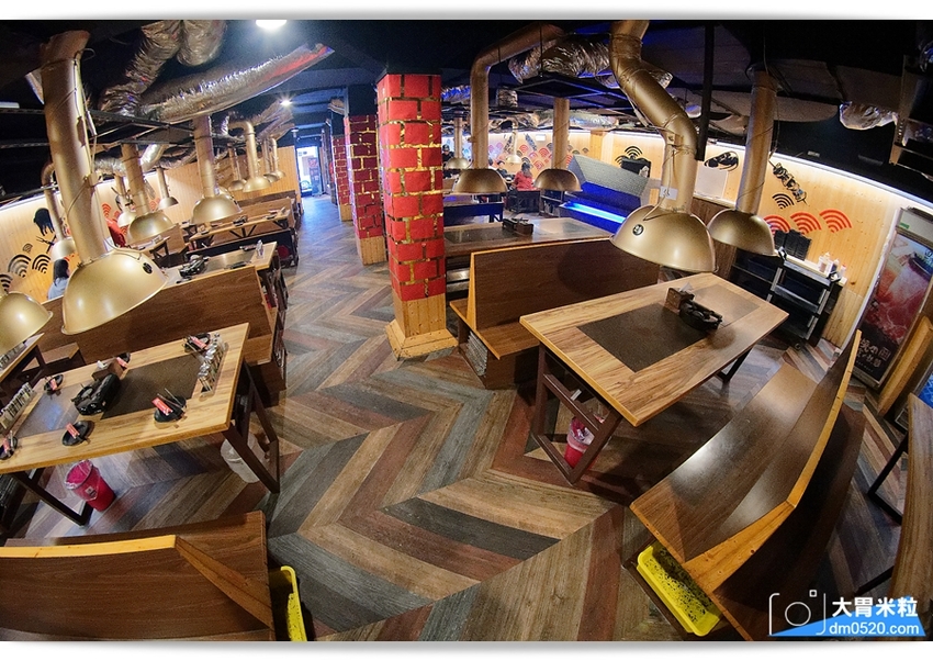 全新裝潢登場,田季發爺桃園中壢店,燒肉吃到飽469/569/699,美國霜降牛/鹽蔥牛舌/松阪豬/生蠔/薑母鴨火鍋/哈根達斯冰淇淋,通通無限吃到飽!桃園燒肉吃到飽推薦,中壢吃到飽推薦, - 大胃米粒