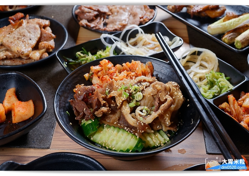 全新裝潢登場,田季發爺桃園中壢店,燒肉吃到飽469/569/699,美國霜降牛/鹽蔥牛舌/松阪豬/生蠔/薑母鴨火鍋/哈根達斯冰淇淋,通通無限吃到飽!桃園燒肉吃到飽推薦,中壢吃到飽推薦, - 大胃米粒