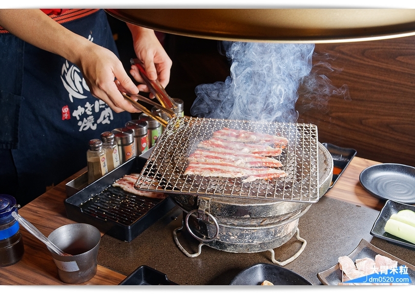 全新裝潢登場,田季發爺桃園中壢店,燒肉吃到飽469/569/699,美國霜降牛/鹽蔥牛舌/松阪豬/生蠔/薑母鴨火鍋/哈根達斯冰淇淋,通通無限吃到飽!桃園燒肉吃到飽推薦,中壢吃到飽推薦, - 大胃米粒