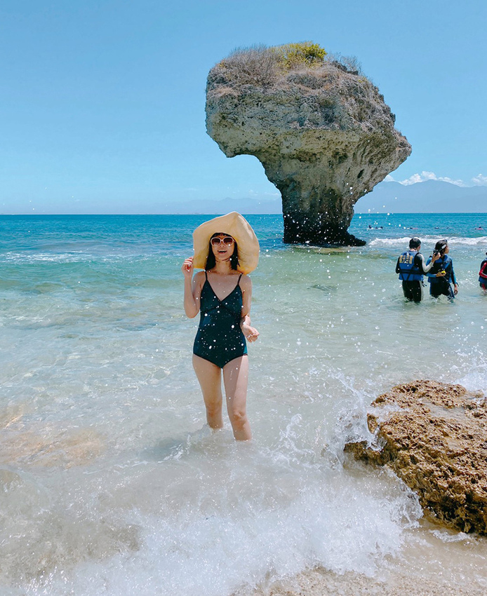 小琉球浮潛聖地「花瓶岩」吃古早味爆漿黑糖包看海龜 - 婗媽。甜栗子的品味生活/美妝保養