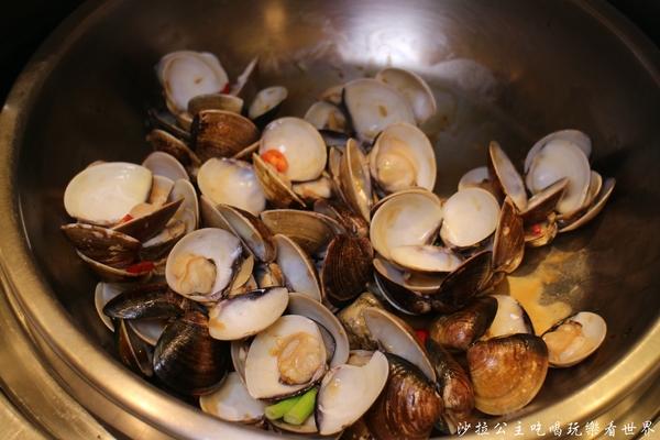 神旺大飯店-伯品廊新概念歐法料理：東區吃到飽Buffet/夏日沁涼啤酒節『神旺大飯店-伯品廊』各式口味台灣啤酒無限暢飲/捷運忠孝敦化站