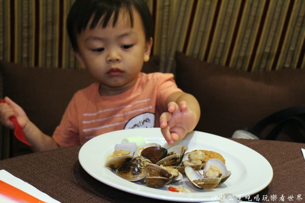 神旺大飯店-伯品廊新概念歐法料理：東區吃到飽Buffet/夏日沁涼啤酒節『神旺大飯店-伯品廊』各式口味台灣啤酒無限暢飲/捷運忠孝敦化站